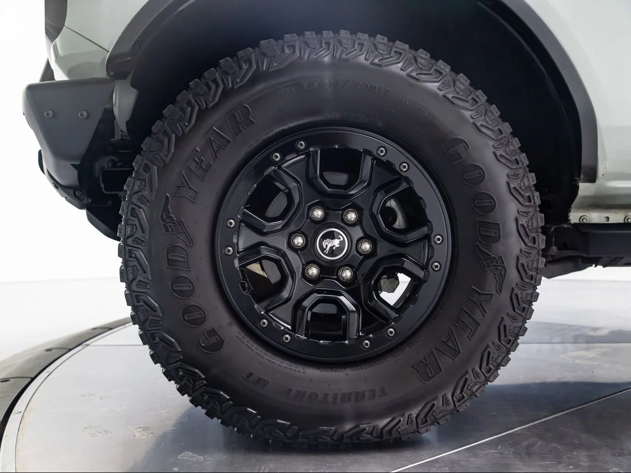 Used 2024 Cactus Gray Ford Wildtrak image 13
