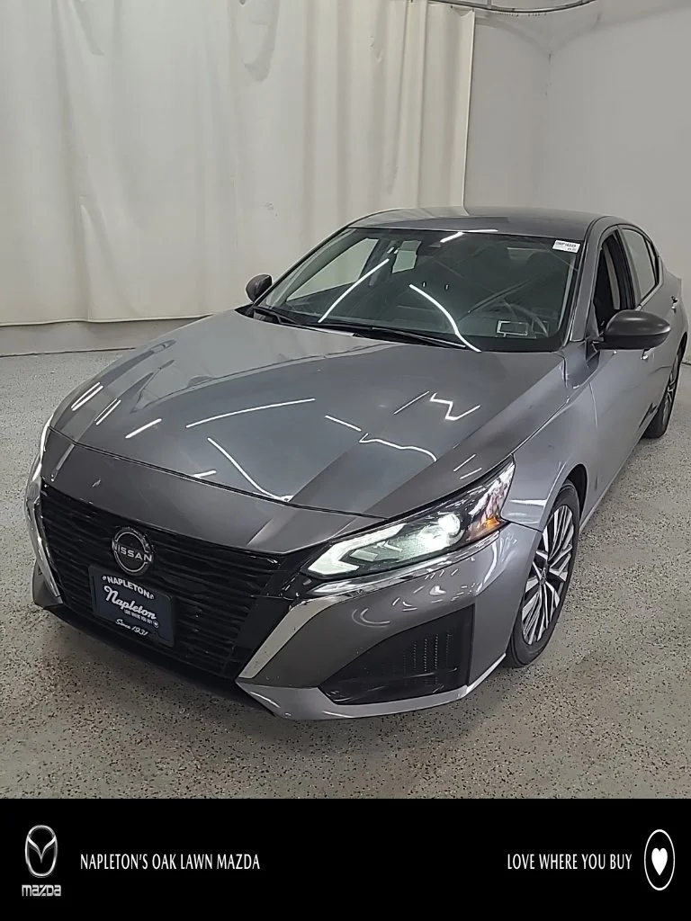 Used 2024 Gray Nissan 2.5 SV image 1