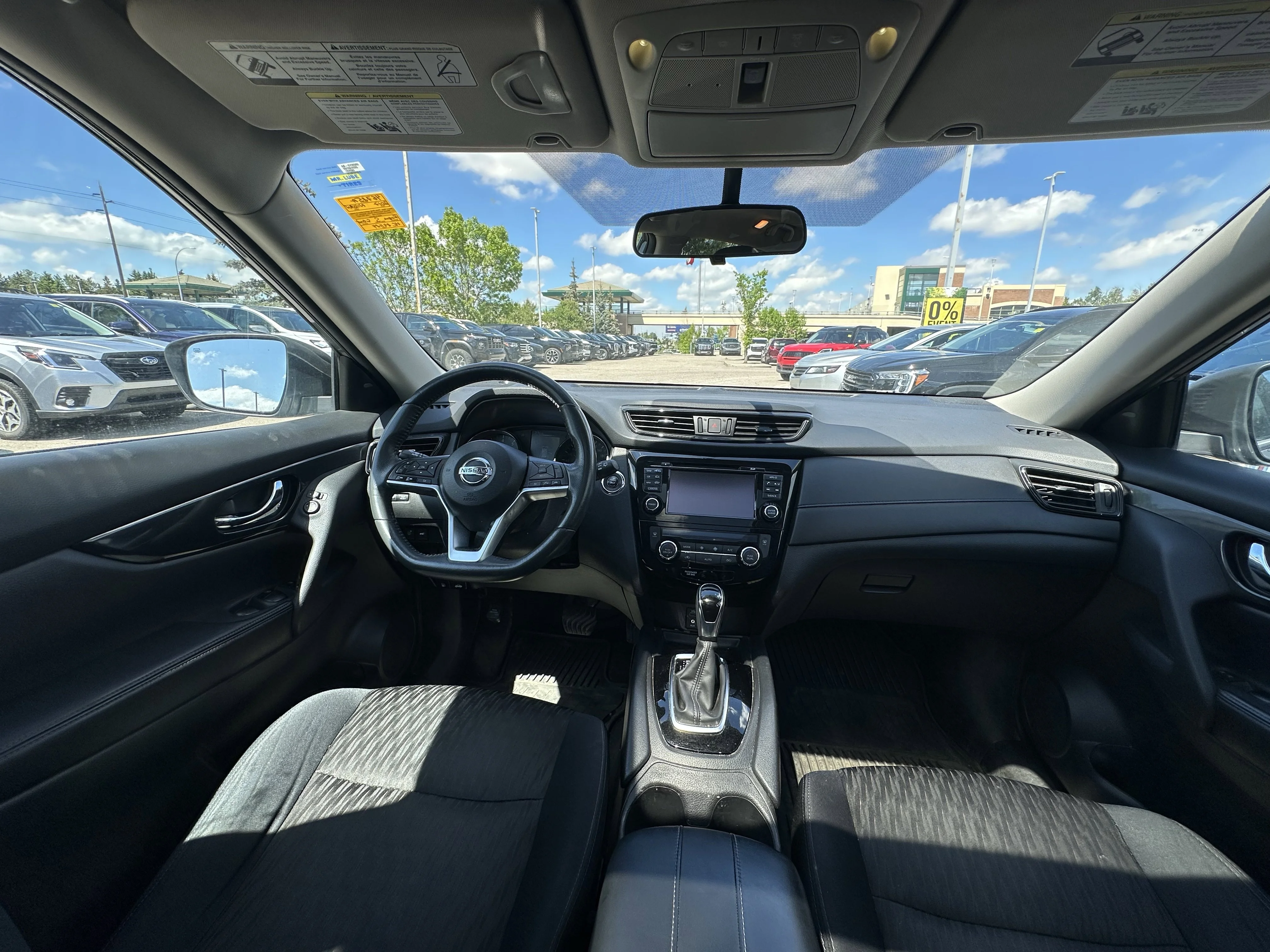 Used 2017 Gray Nissan S image 18