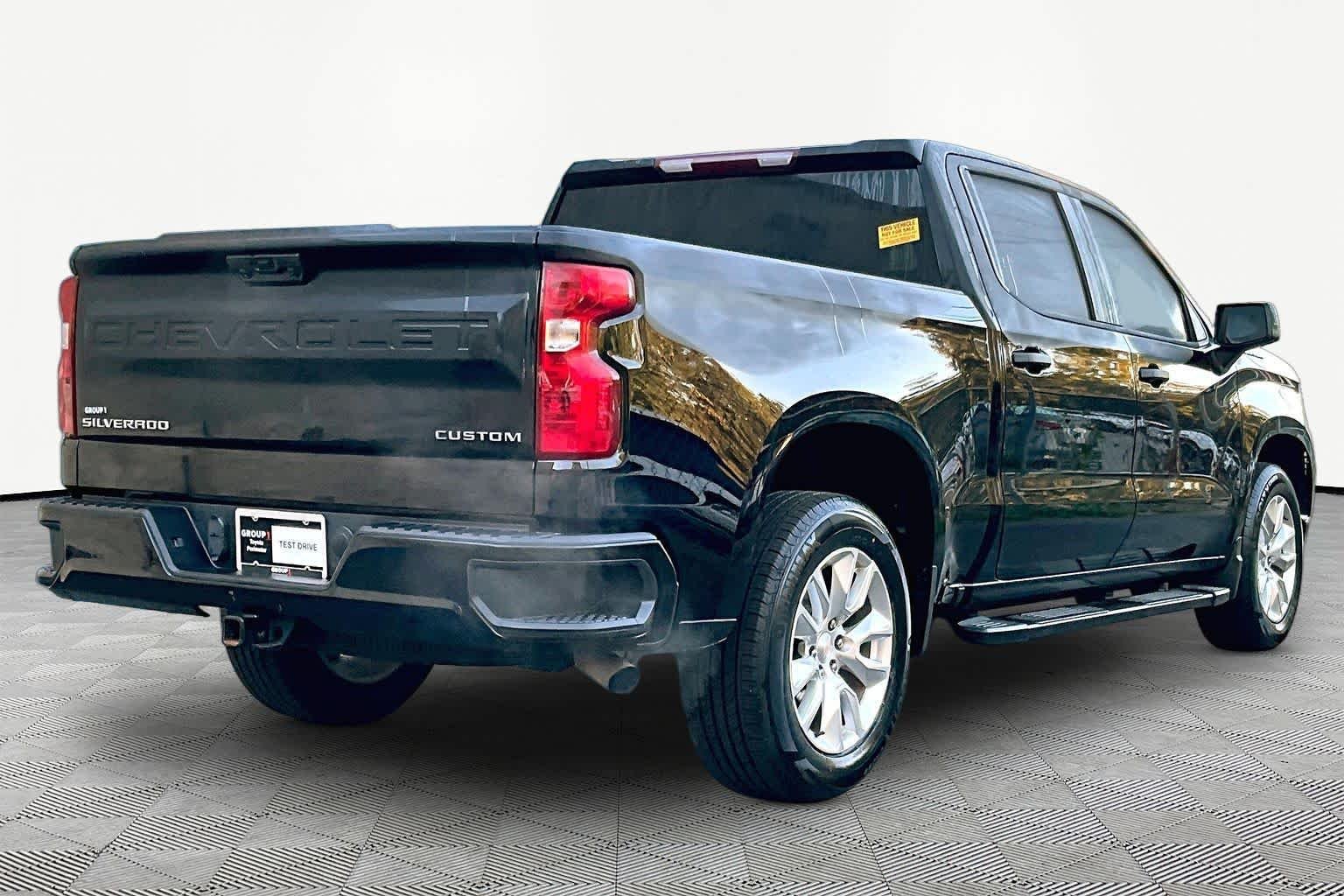 Used 2023 Black Chevrolet Custom image 13