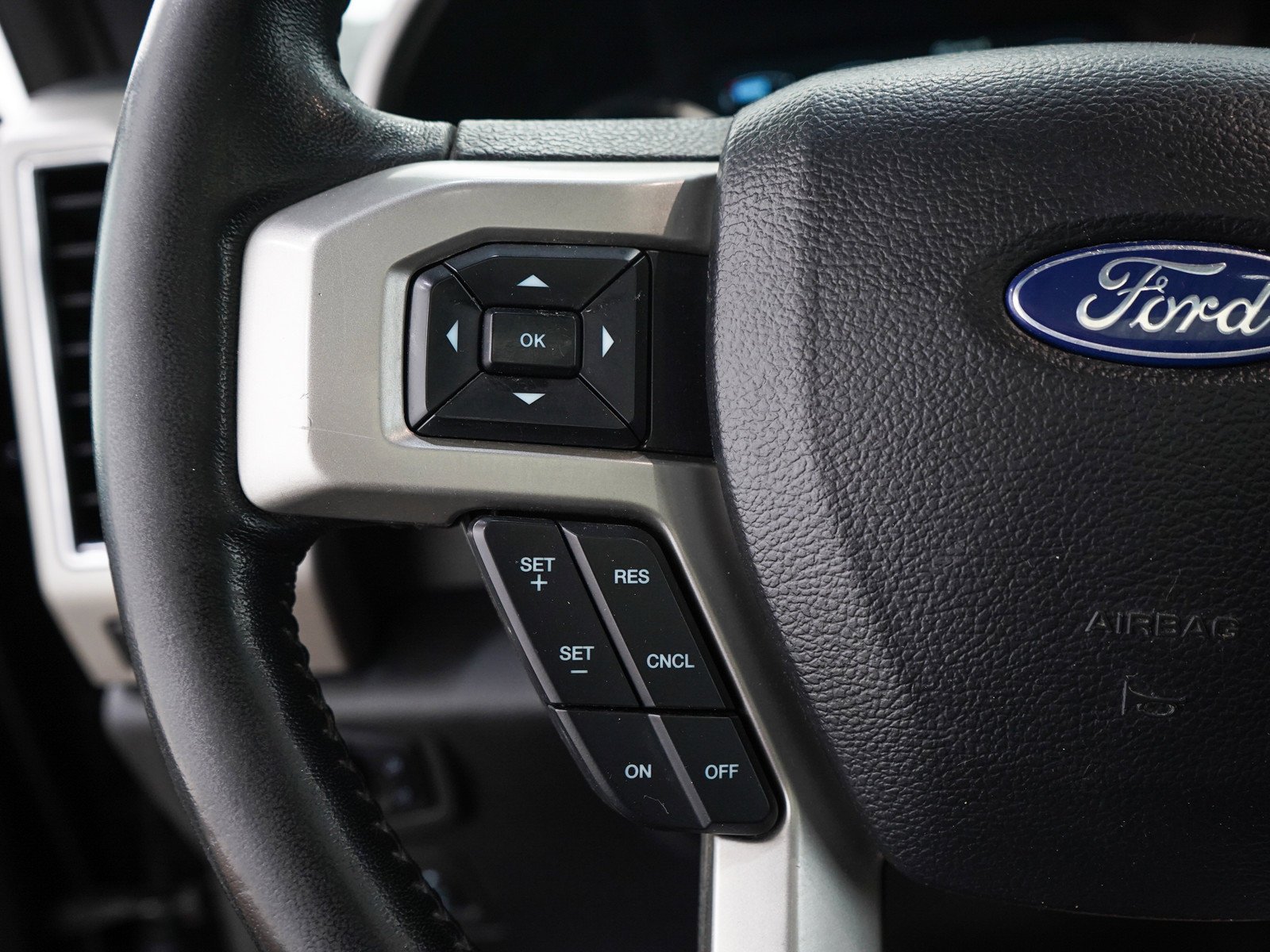 Used 2020 Black Ford XL image 28