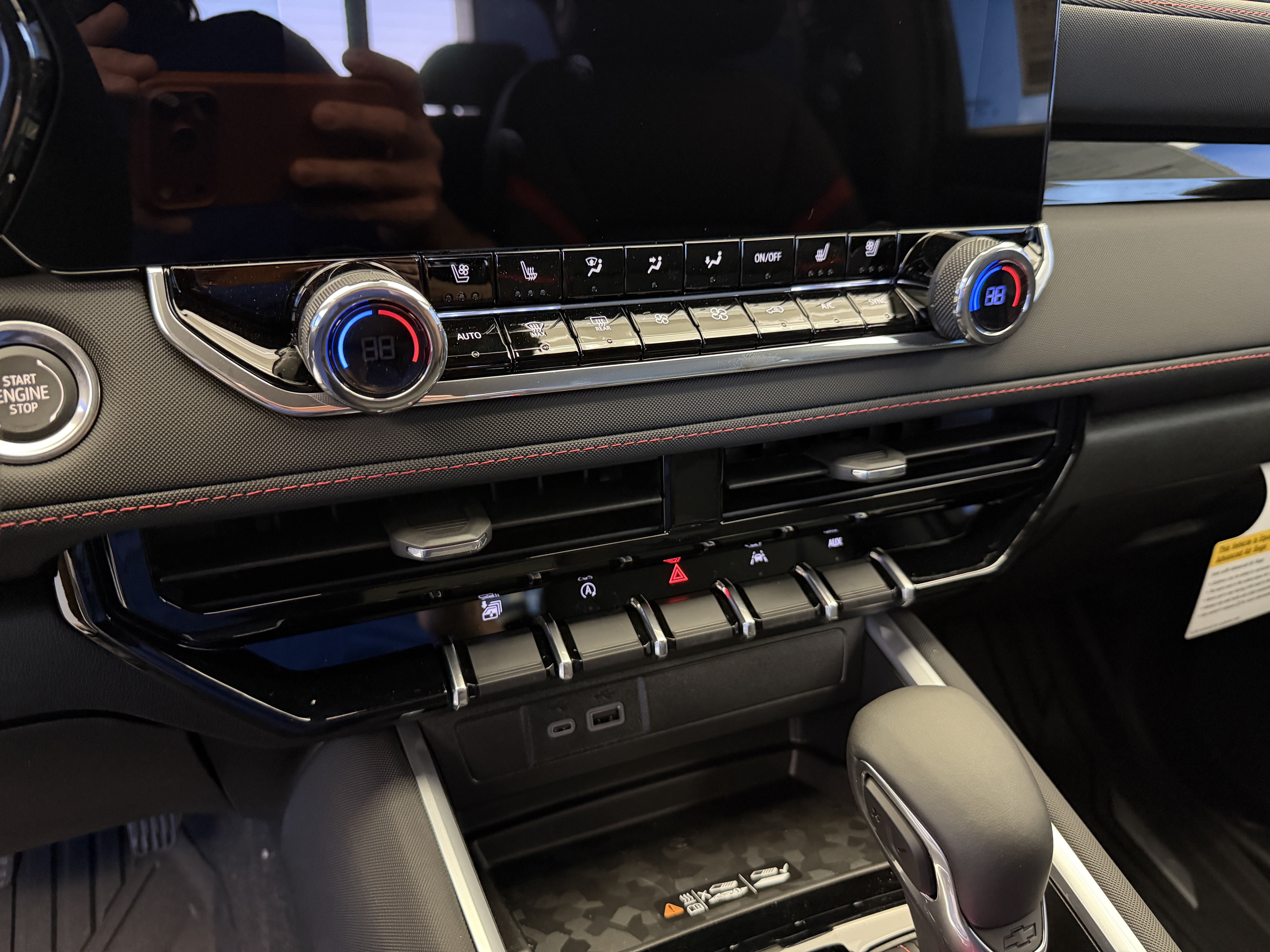 2026 Chevrolet Colorado Z71 - Photo 21