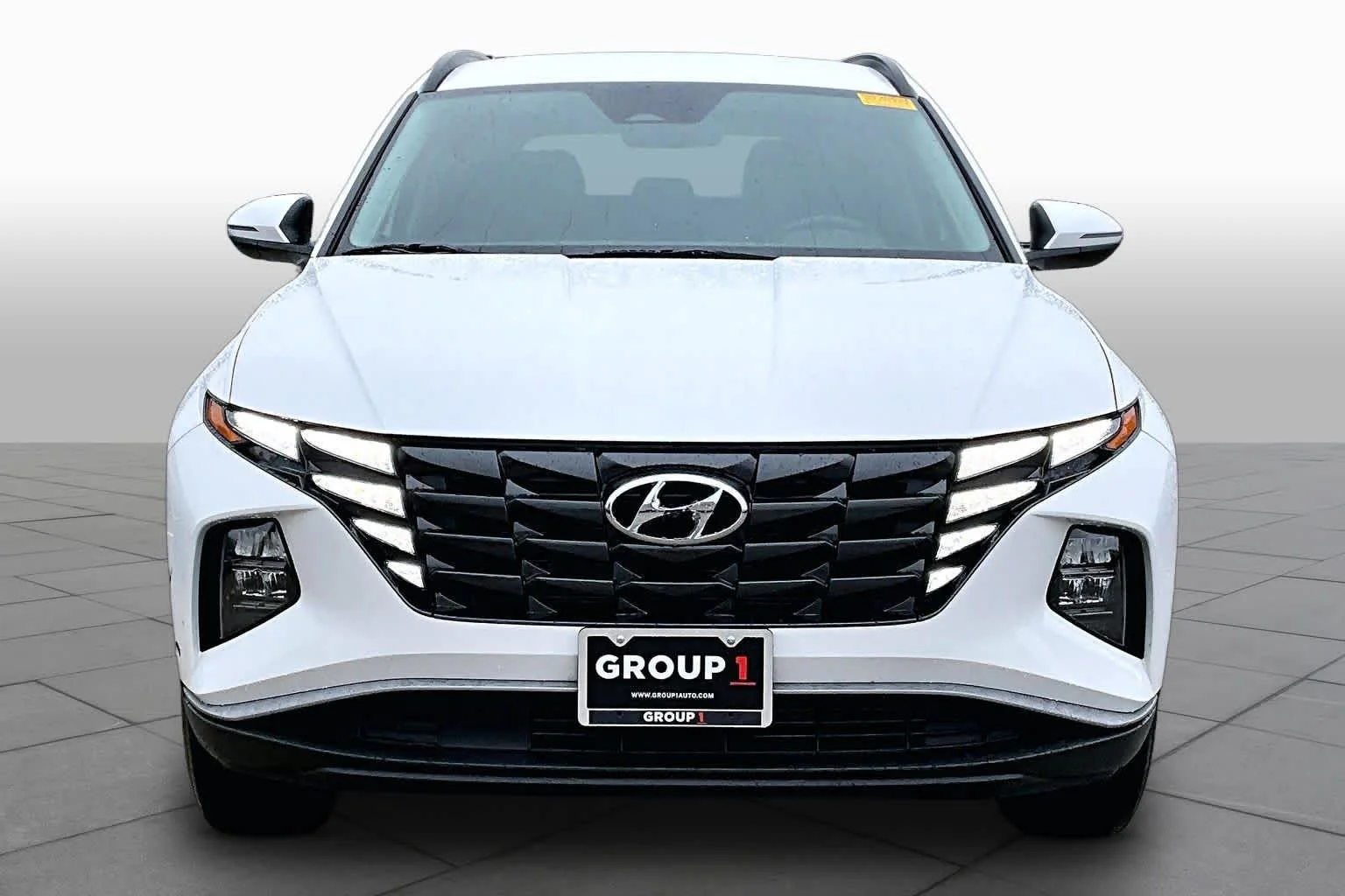Used 2023 Serenity White Pearl Hyundai SEL image 4