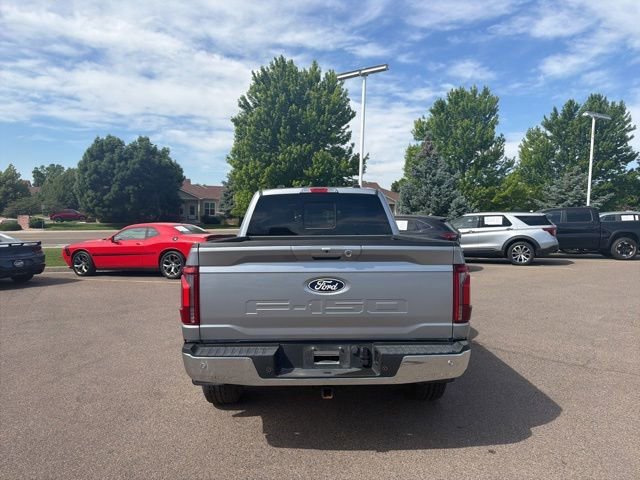 Used 2024 Silver Ford LARIAT image 4