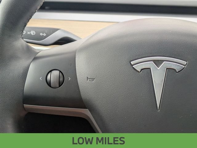 Used 2022 White Tesla Long Range image 15