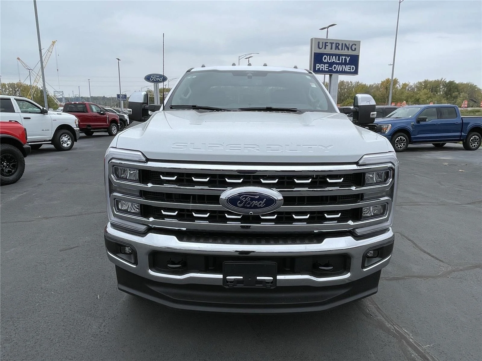 New 2026 Oxford White Ford LARIAT image 9