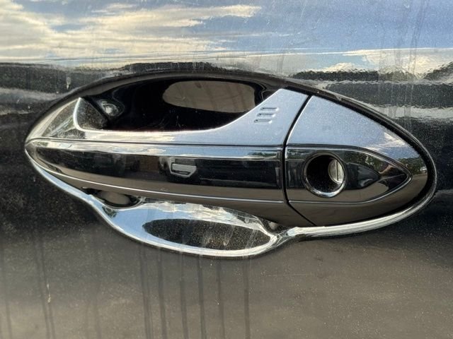 New 2026 MINERAL BLACK INFINITI Luxe FWD image 12