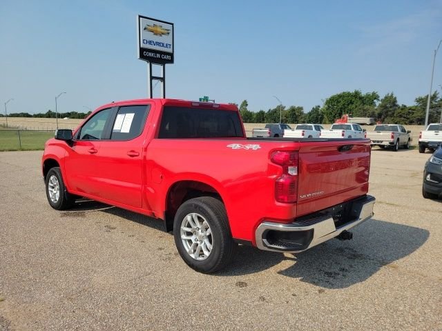 Used 2023 Red Chevrolet LT image 21