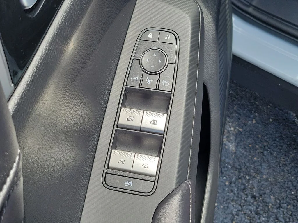 New 2026 White Nissan Platinum image 23