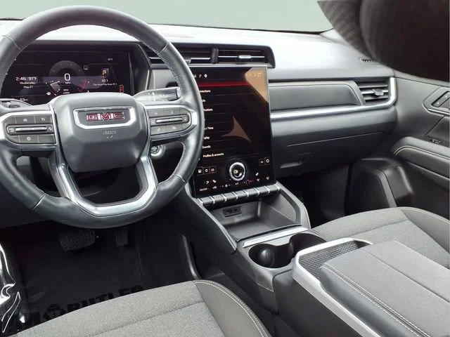 Used 2026 Ebony Twilight Metallic GMC Elevation image 5