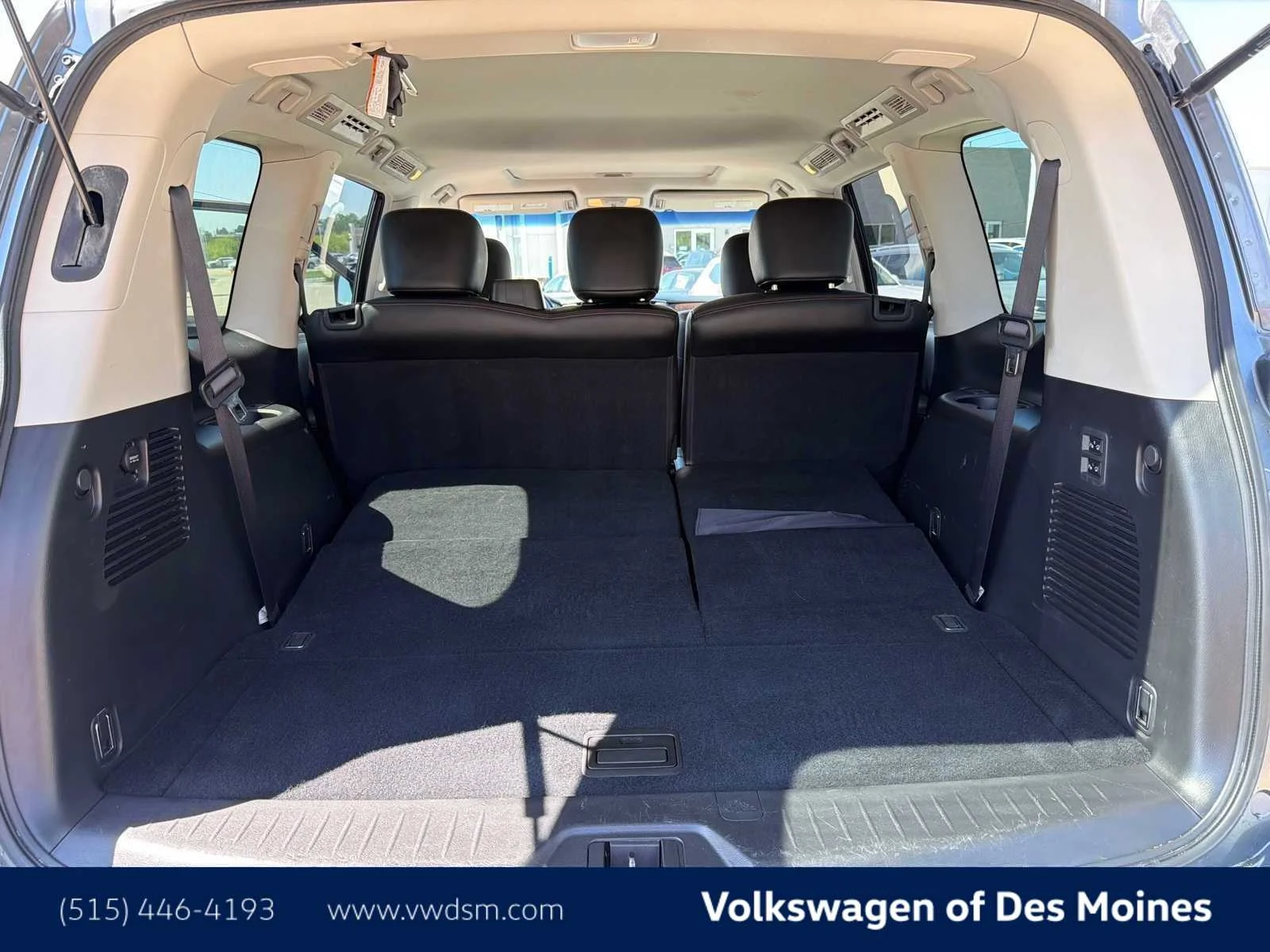 Used 2017 Gun Metallic Nissan SL image 19