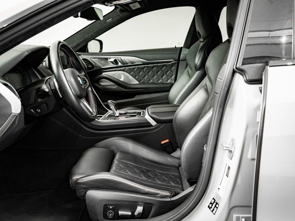 Used 2023 Chalk BMW Competition image 21