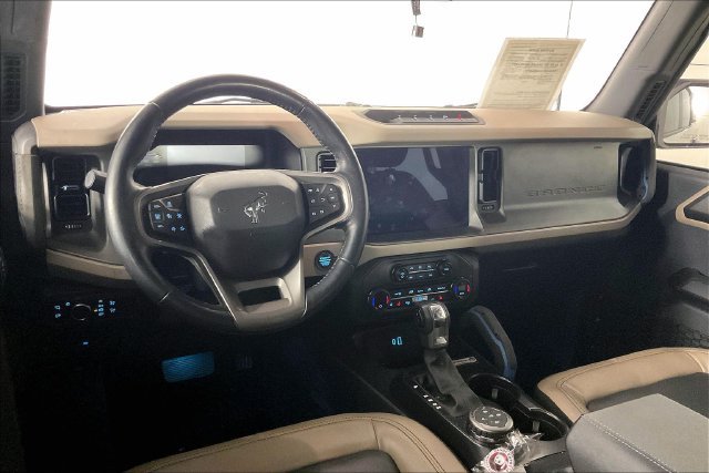 Used 2024 White Ford Wildtrak image 2
