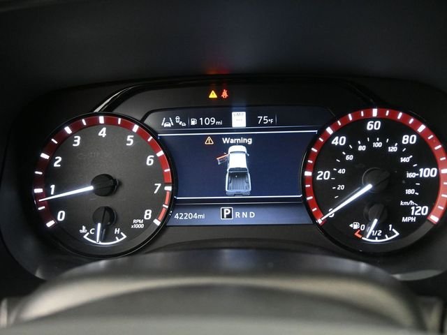 Used 2023 Gray Nissan PRO-X image 9