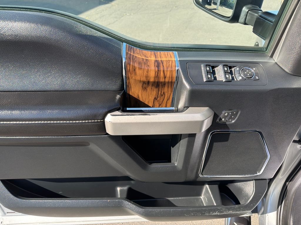 Used 2020 Silver Ford Lariat image 26