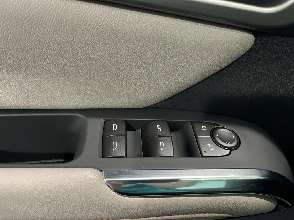 2026 Chevrolet Traverse LT - Photo 29