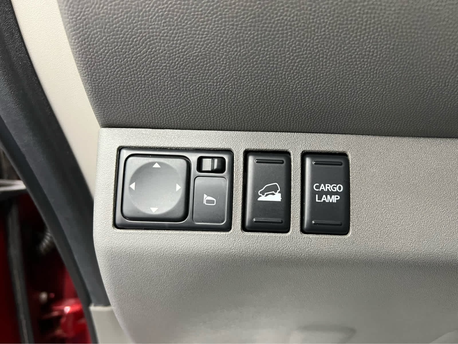 Used 2021 Cayenne Red Metallic Nissan SV image 12