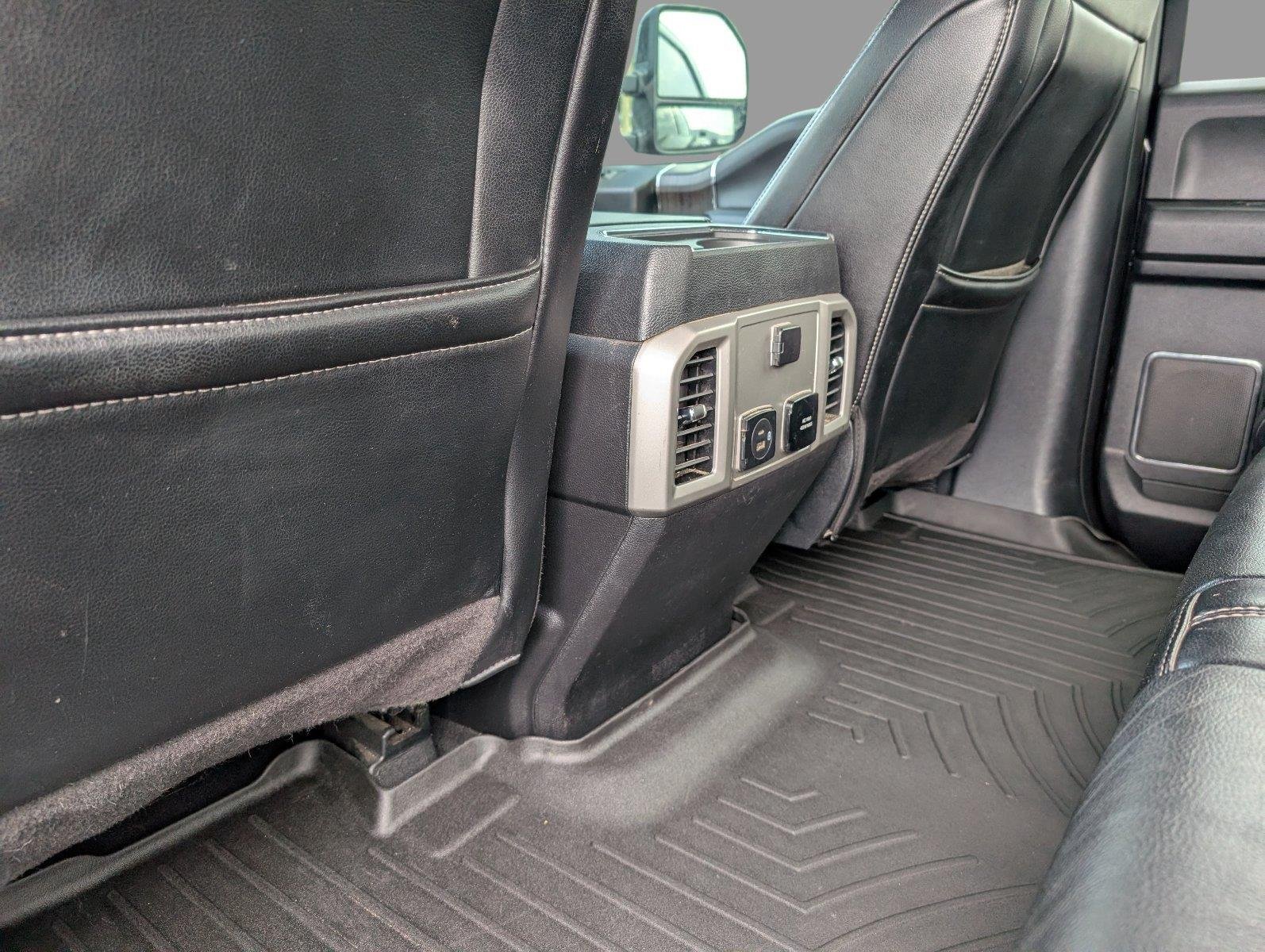 Used 2020 Agate Black Ford Lariat image 34