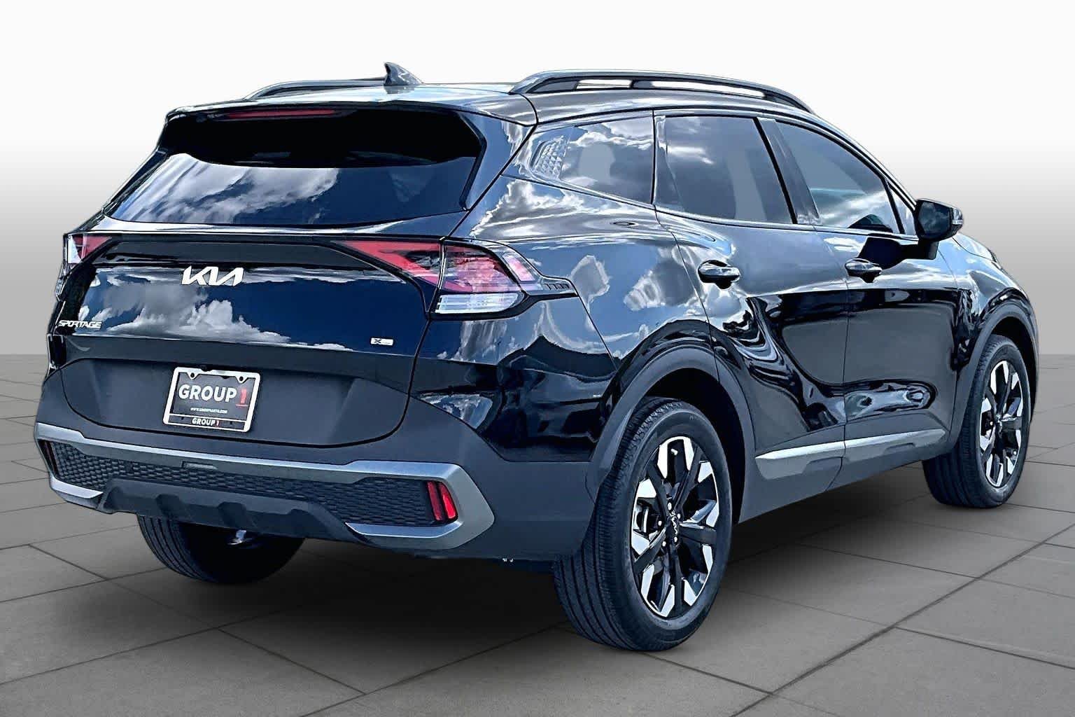 Used 2023 Ebony Black Kia X-Line image 13