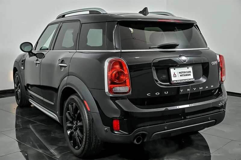 Used 2019 Midnight Black Metallic MINI Cooper ALL4 image 7