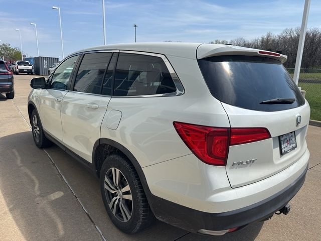 Used 2016  Honda EX-L image 10