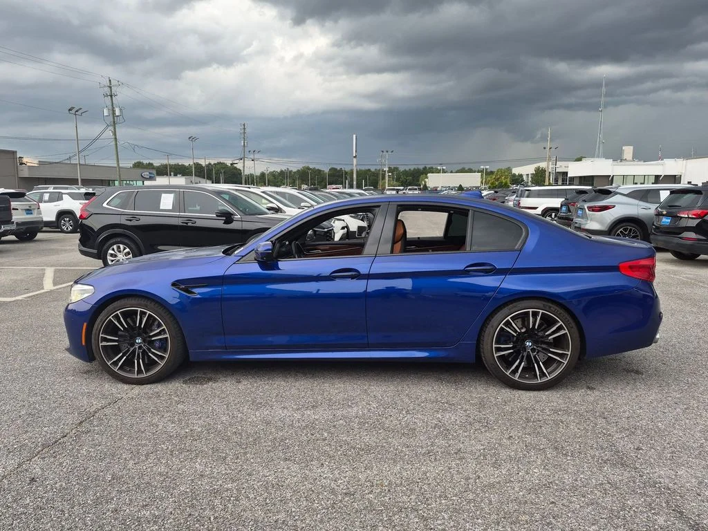 Used 2019 Blue BMW Base image 3