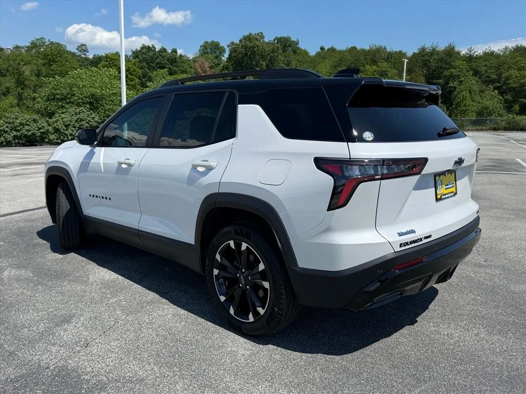 Certified Used 2025 Beige Chevrolet RS image 5