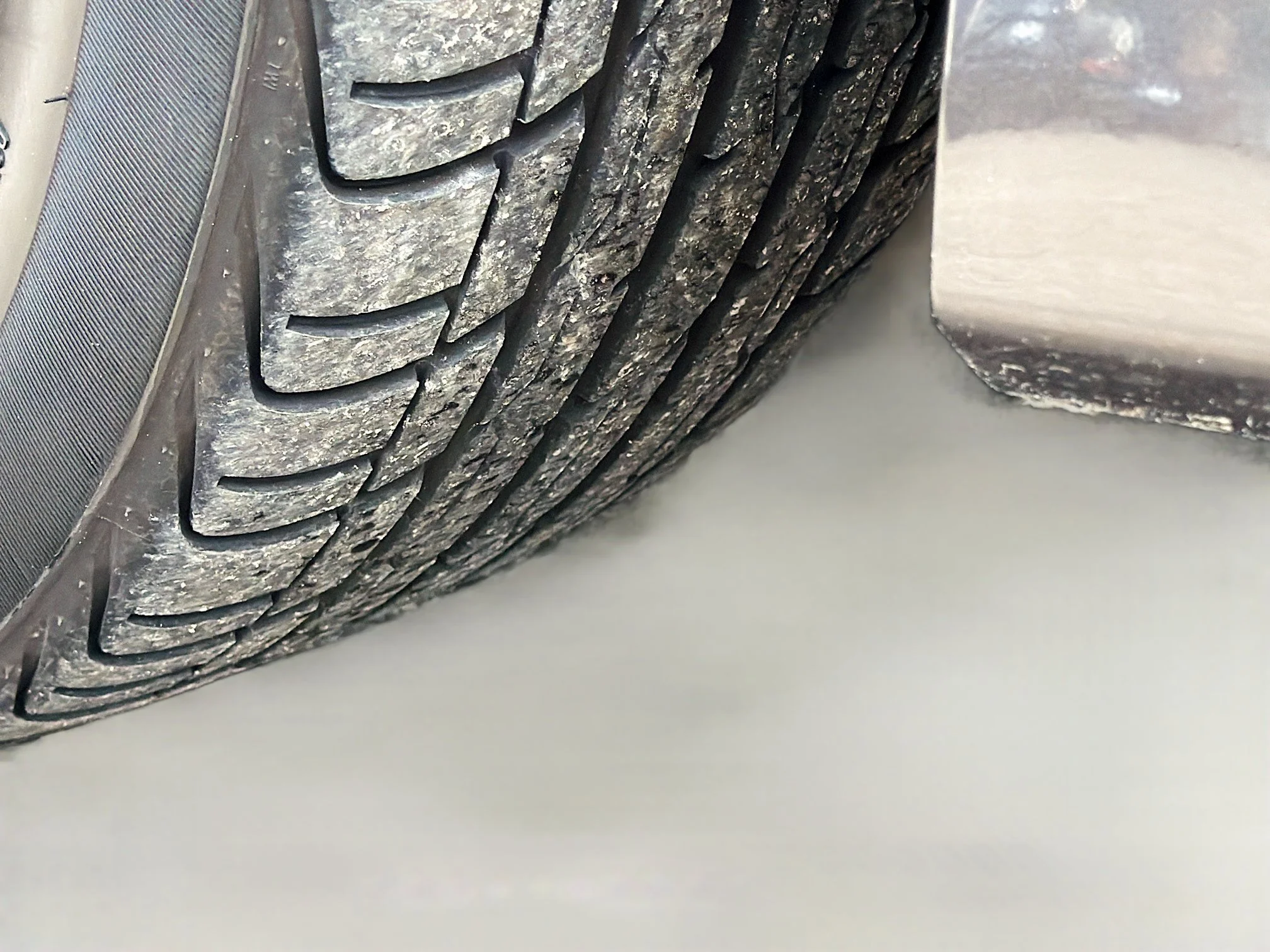 Used 2023 Granite Pearlcoat Dodge GT image 38