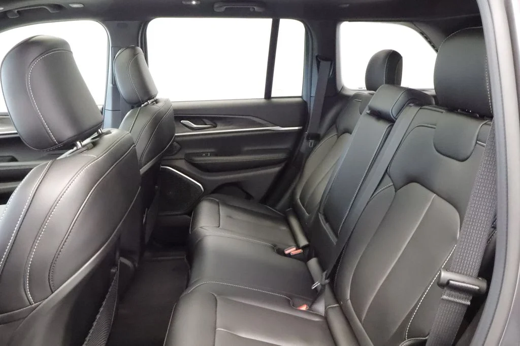 New 2026 Baltic Gray Metallic Clearcoat Jeep Limited image 13