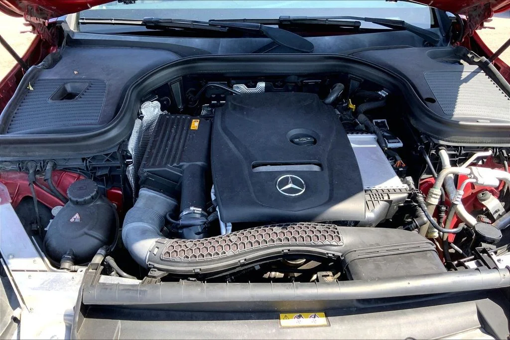 Used 2019 Red Mercedes-Benz GLC 300 image 28