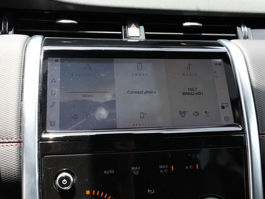 Used 2023 Gray Land Rover S R-Dynamic image 30