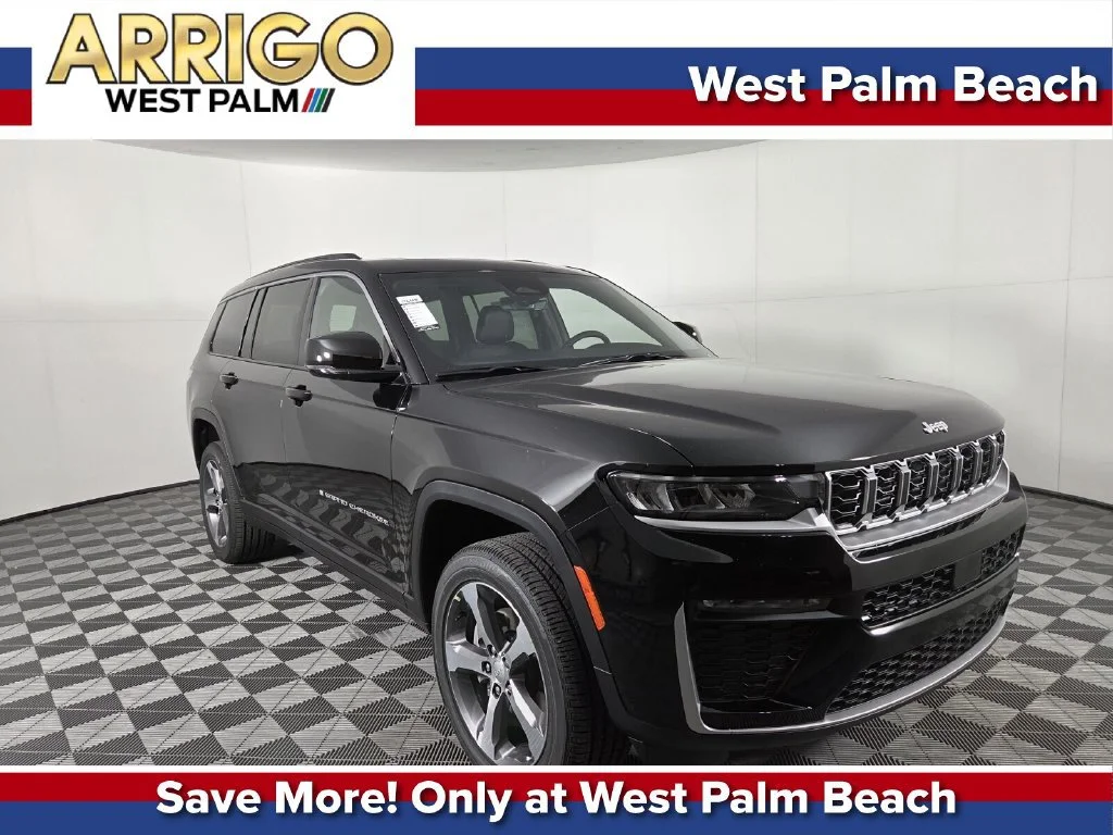New 2026 Diamond Black Crystal Pearl-Coat Exterior Paint Jeep Limited image 1