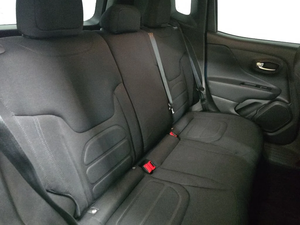 Used 2022 Teal Jeep Latitude image 16