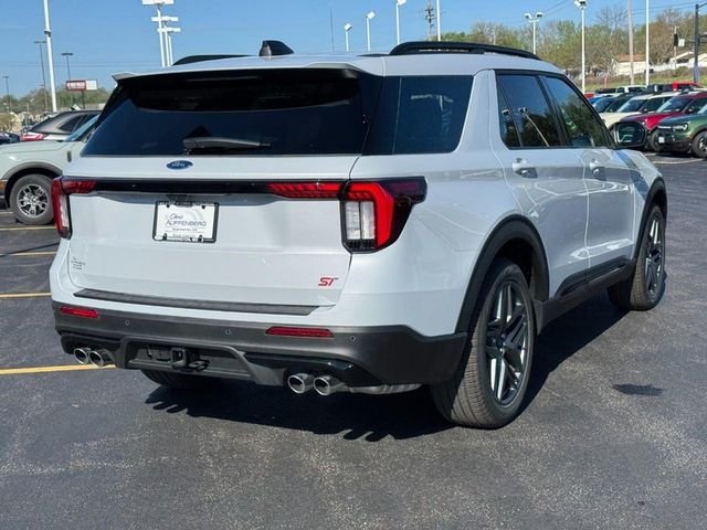 New 2026 Space White Metallic Ford ST image 3