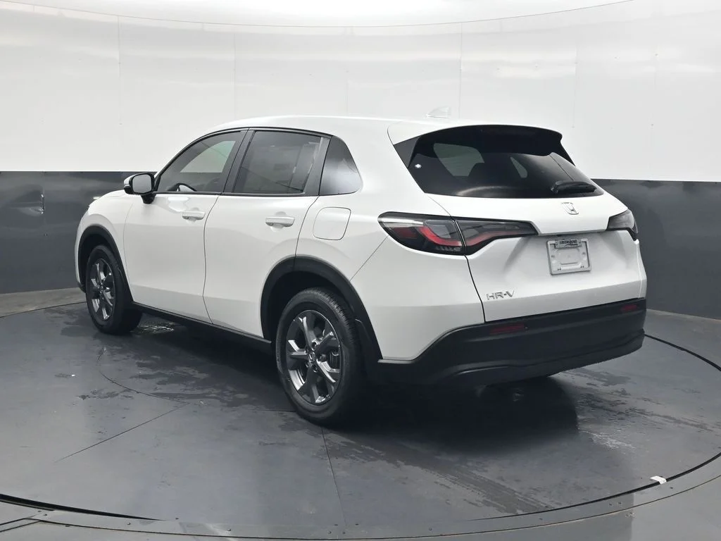 New 2027 Platinum White Pearl Honda LX image 6