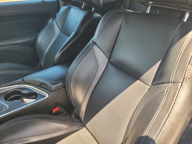 Used 2016 White Dodge R/T image 13