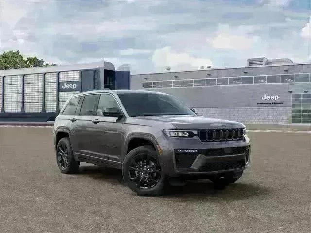 New 2026 Baltic Gray Metallic Clear-Coat Exterior Paint Jeep Limited image 3