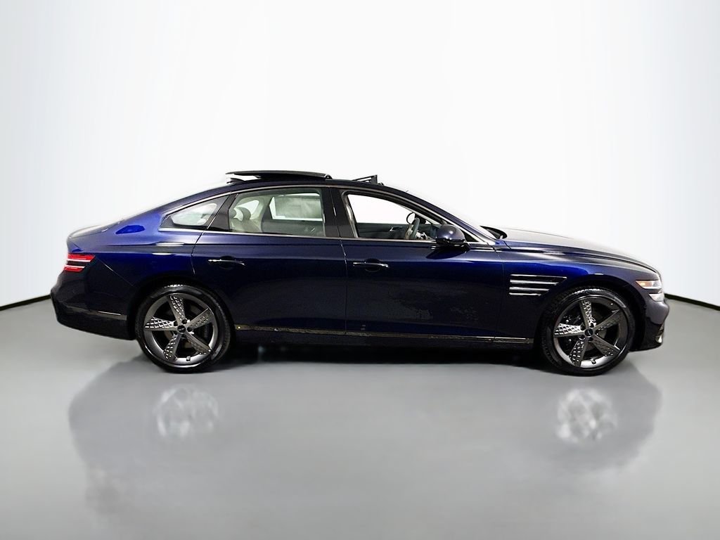 Used 2026 Capri Blue Genesis 2.5T Sport Prestige image 8