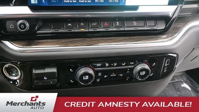 Used 2025 White Chevrolet LT Trail Boss image 19