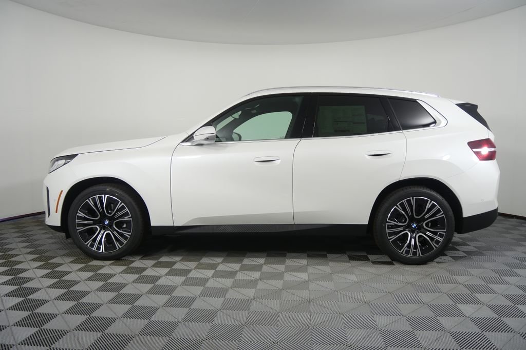 Used 2026 Mineral White Metallic BMW 30 xDrive image 6