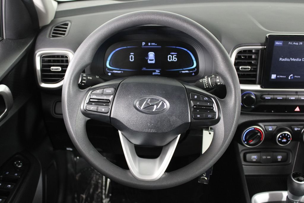 Certified Used 2024 White Hyundai SE image 21