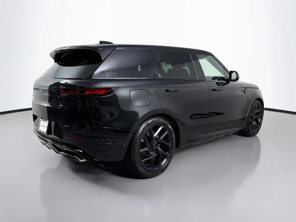 New 2027 Santorini Black Land Rover  image 5
