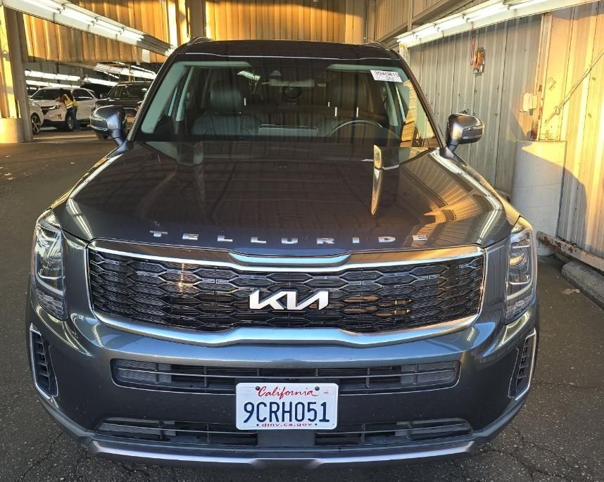 Used 2022 Kia Telluride S with VIN 5XYP6DHC2NG291122 for sale in Kansas City