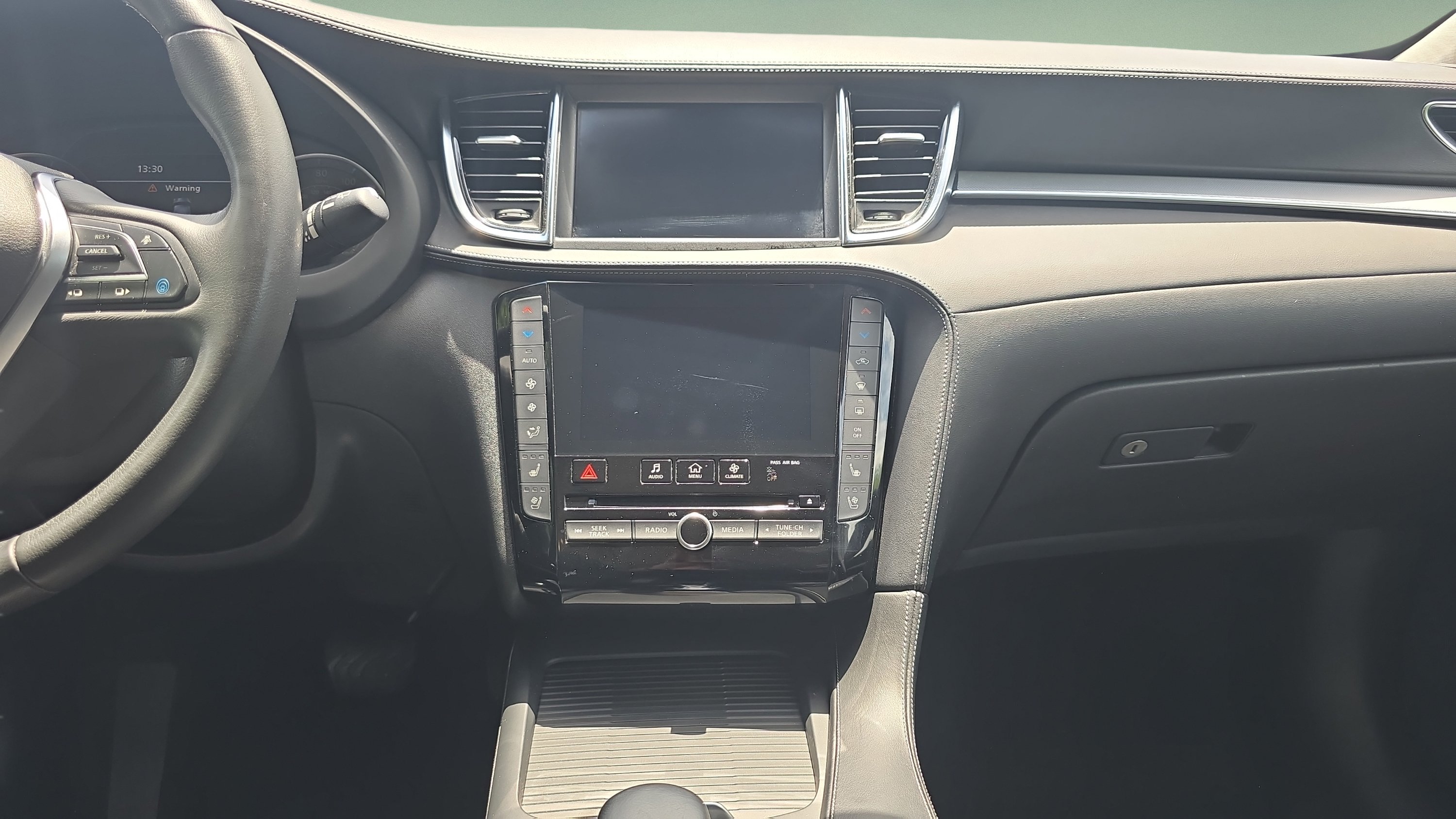 Used 2022 Black INFINITI ESSENTIAL AWD image 19
