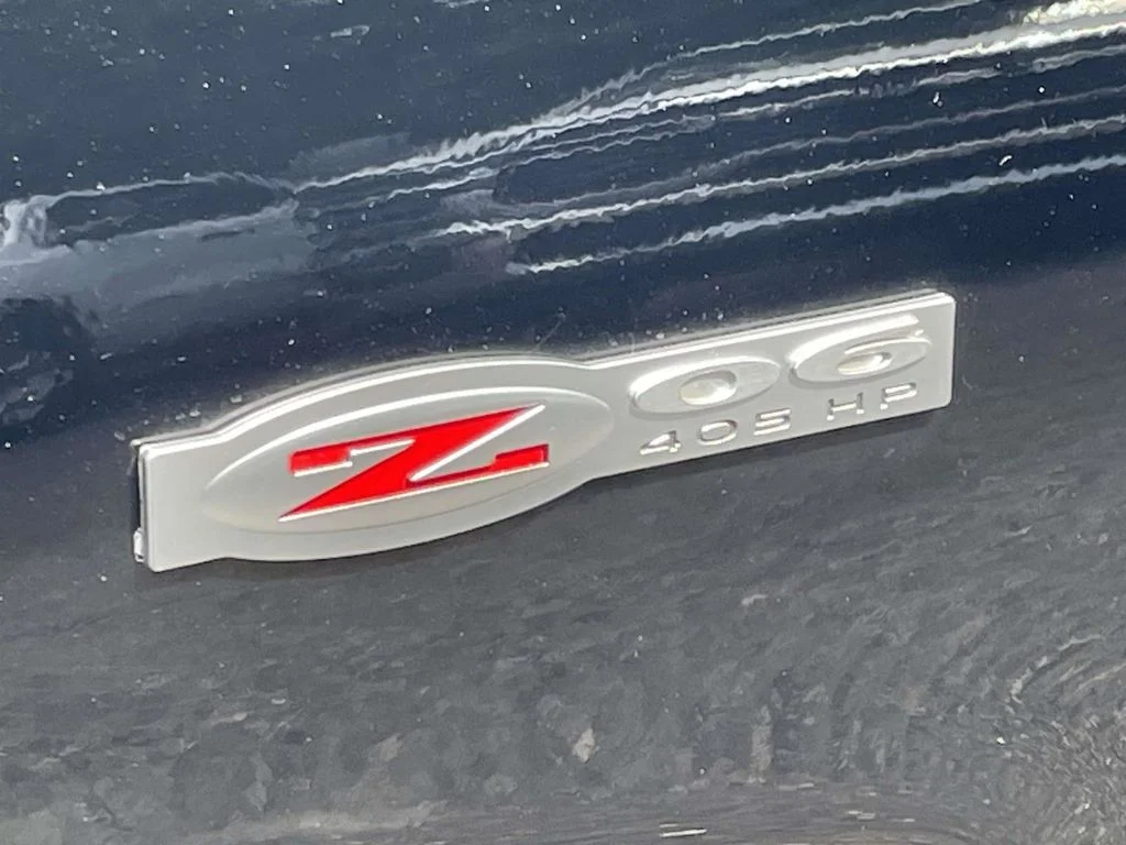 Used 2004 Black Chevrolet Z06 image 14