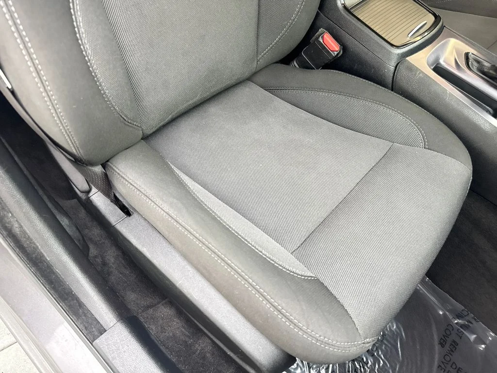 Used 2018 Gray Dodge SXT image 46