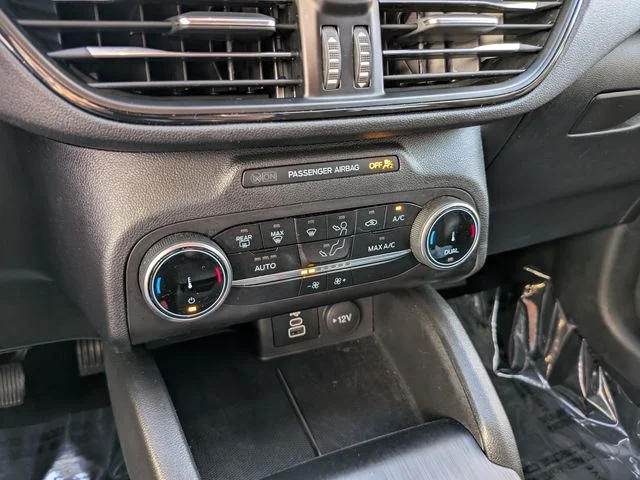 Used 2025 Gray Ford ST-Line image 21