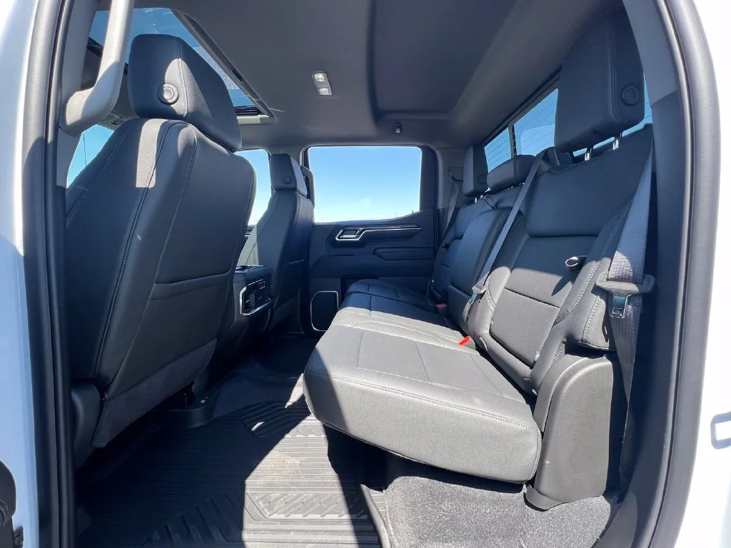 New 2026 Polar White Tricoat Chevrolet LTZ image 33