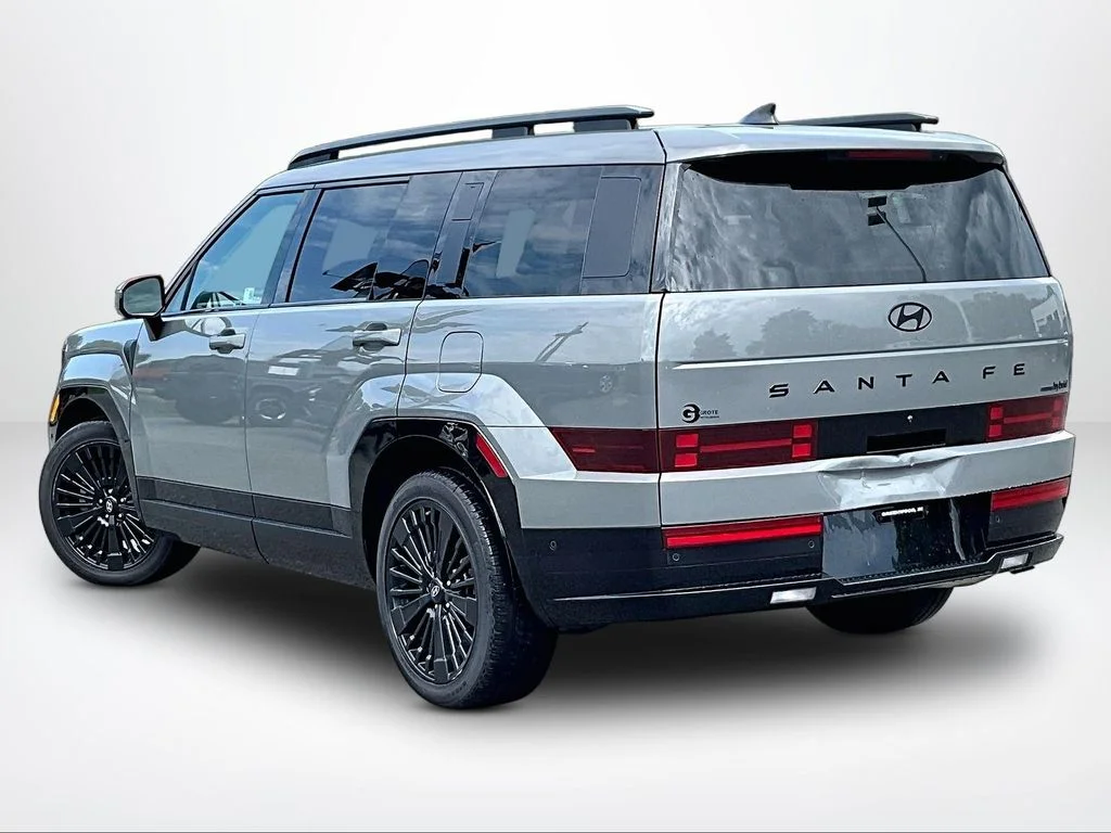 Used 2024 Gray Hyundai Calligraphy image 13
