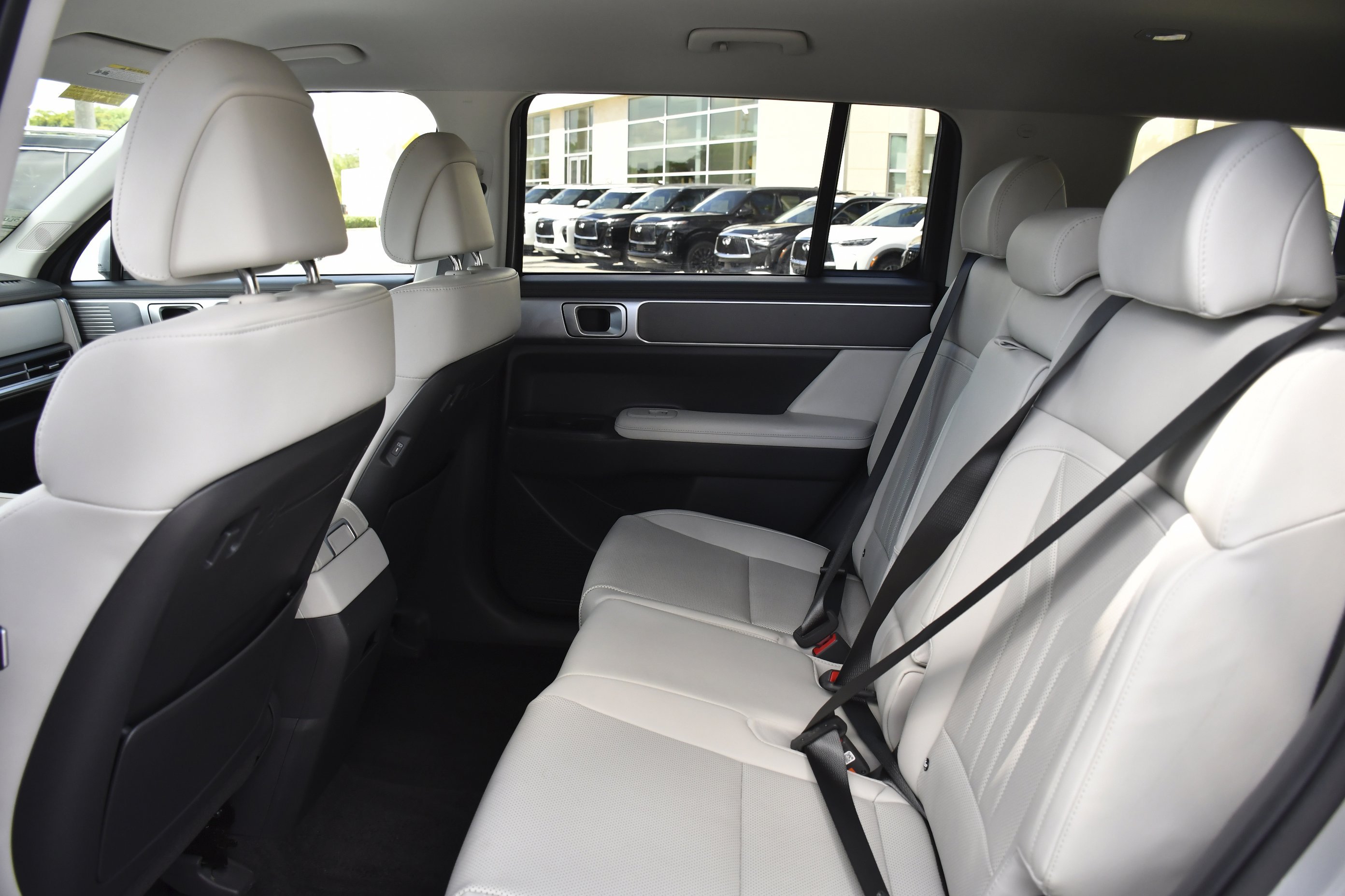 Used 2026 Shimmering Silver Hyundai SEL image 23